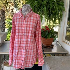 Women’s Sonoma 3x shirt no spots or rips excellent condition quality cotton